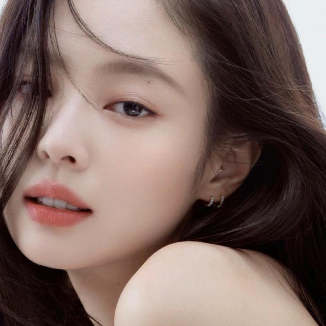 Kim min hee