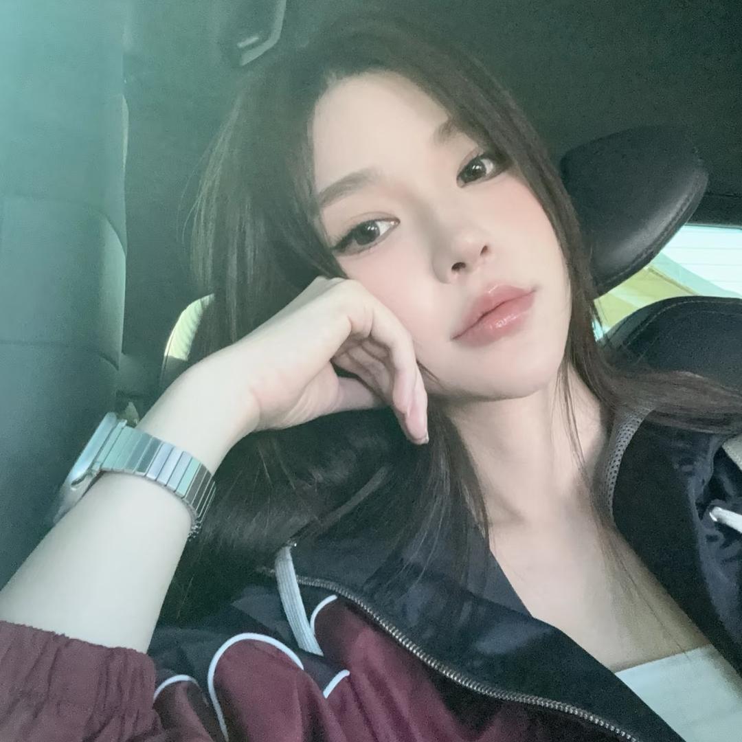 COLOVE卡拉佛店长👚👠👛👒