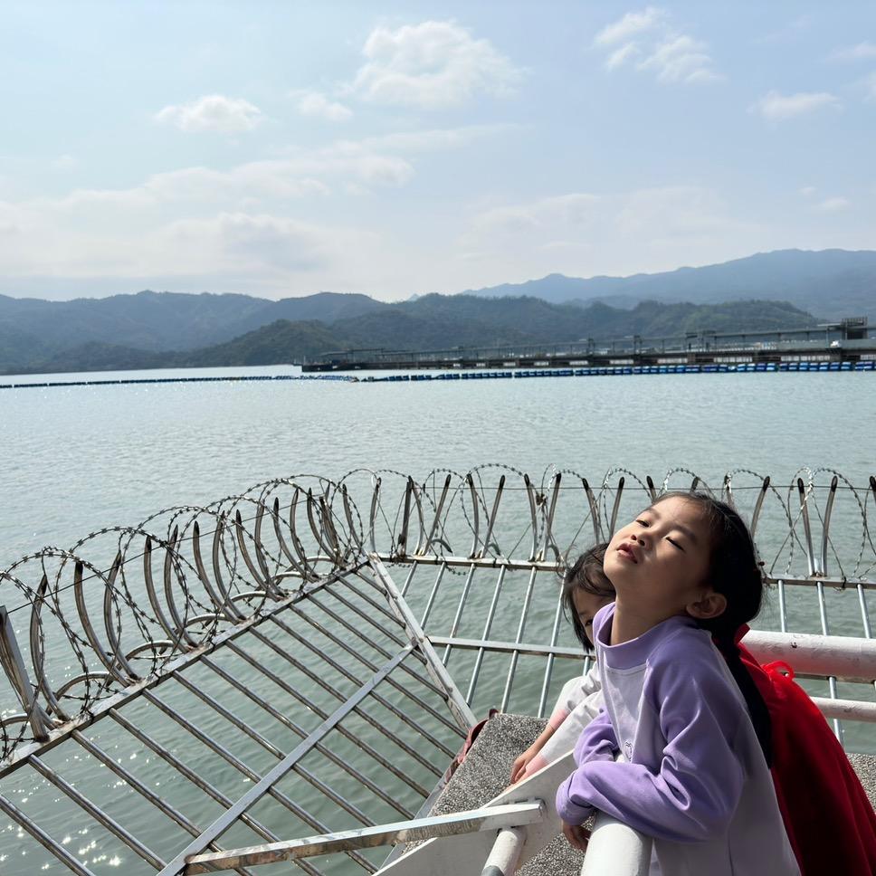 電子版👀🉑看主页背景（欣欣老师）