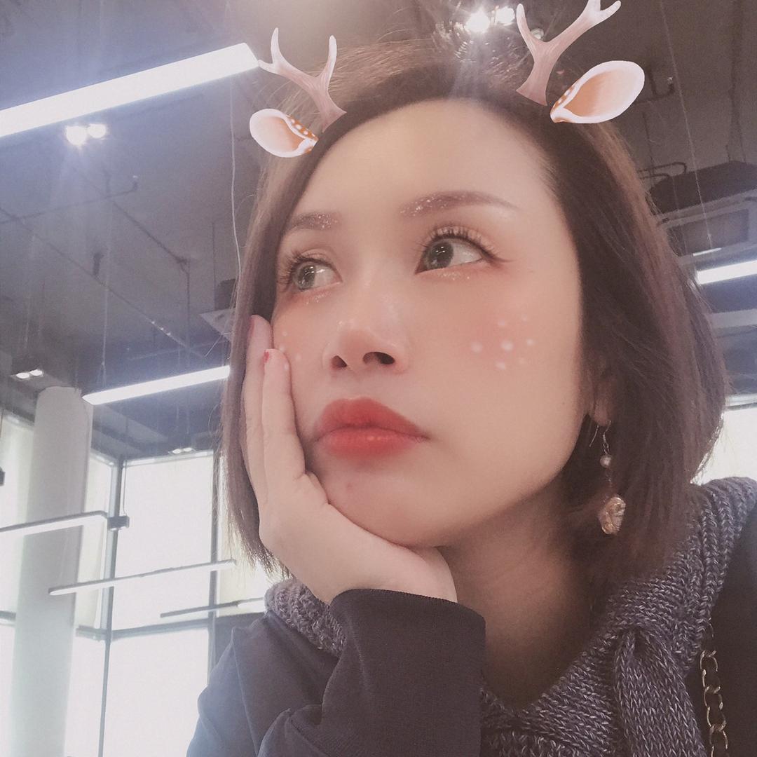 四姐老板娘轻奢