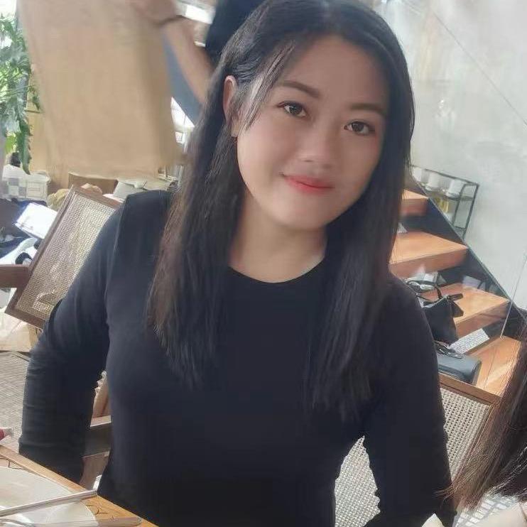 小鱼爱吃鱼