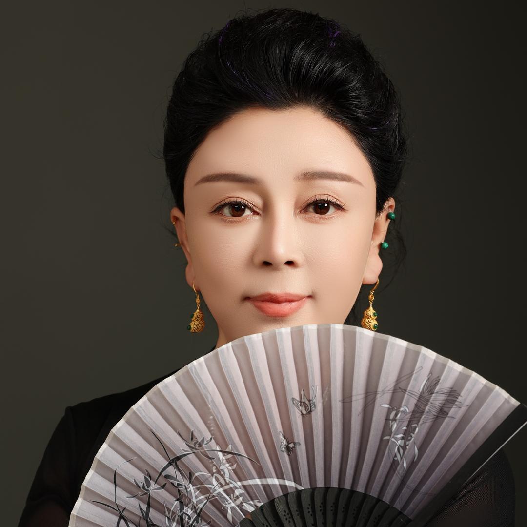 泰山女儿妙音讲智慧创富