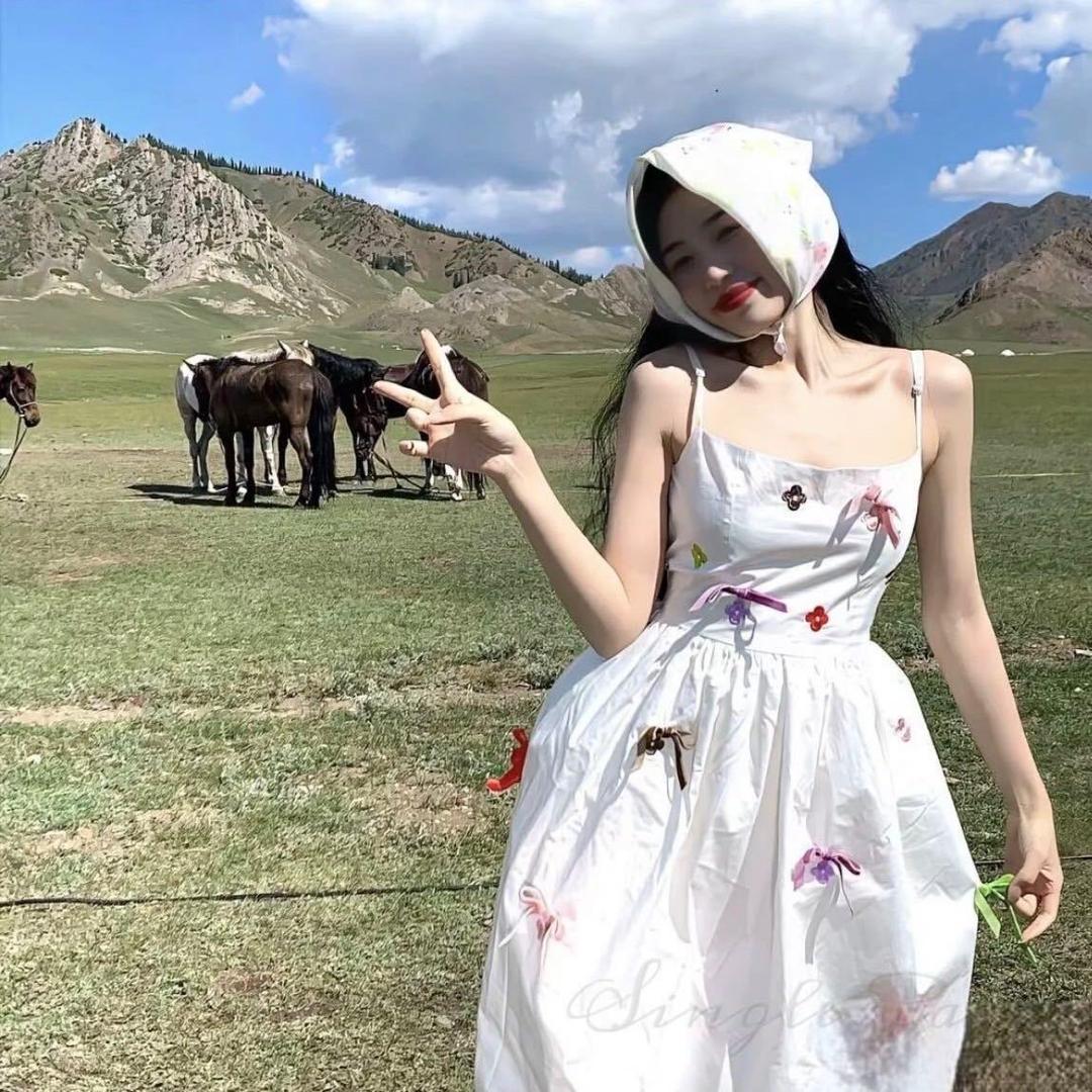 💋    C