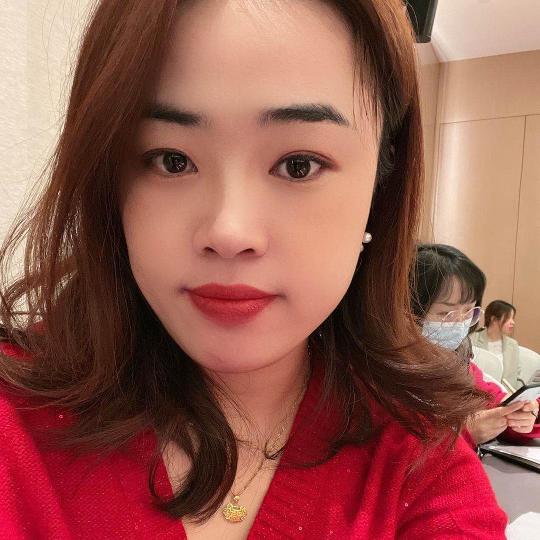 白发终结者霞姐