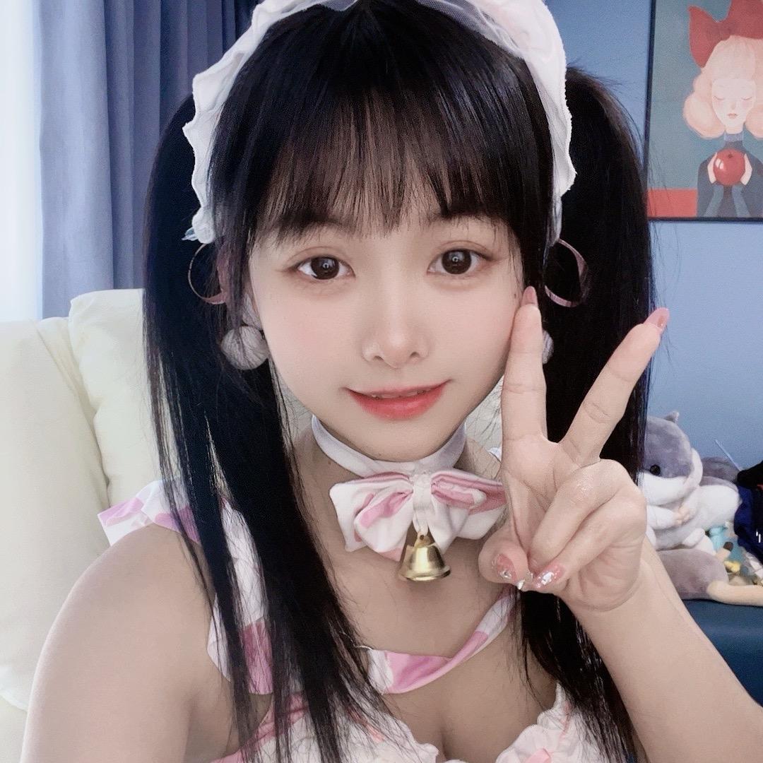 🌙 奶糖兔₍ᐢ｡•◡•｡ᐢ₎