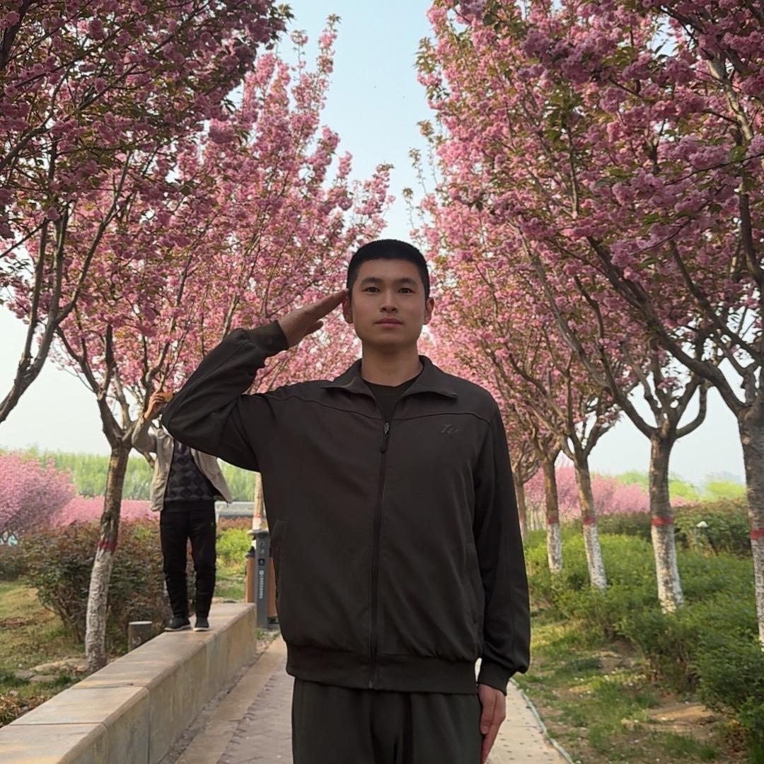 唱歌跑调的小张