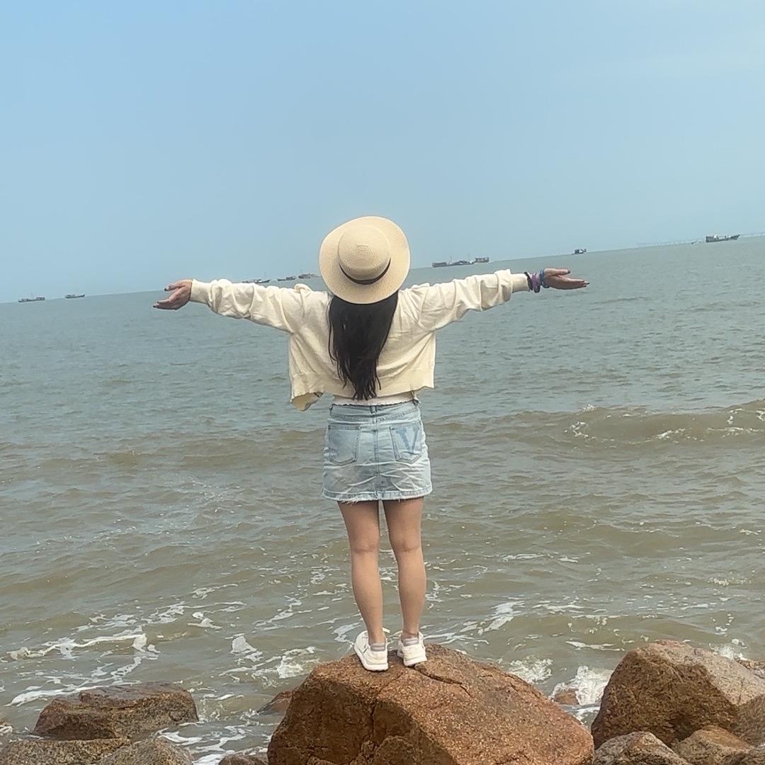 爱財💕爱己头像