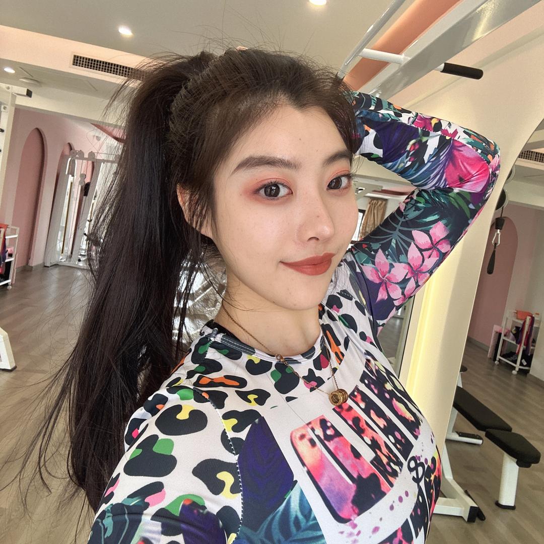 肌肉甜欣儿🌈