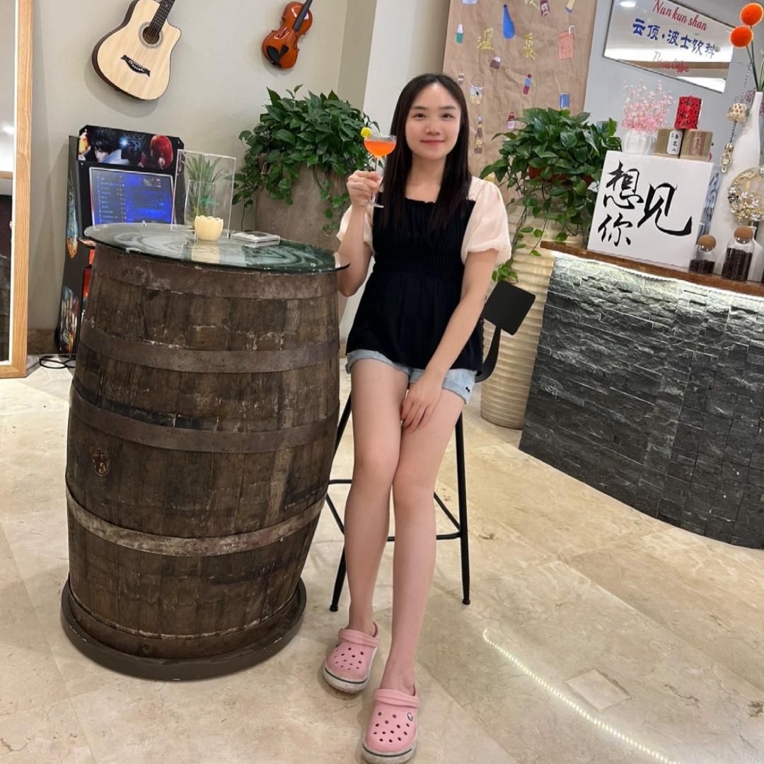 小静来了