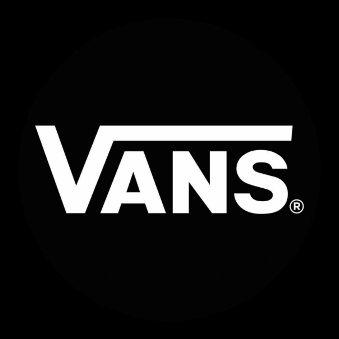 VANS汇英运动户外专卖店