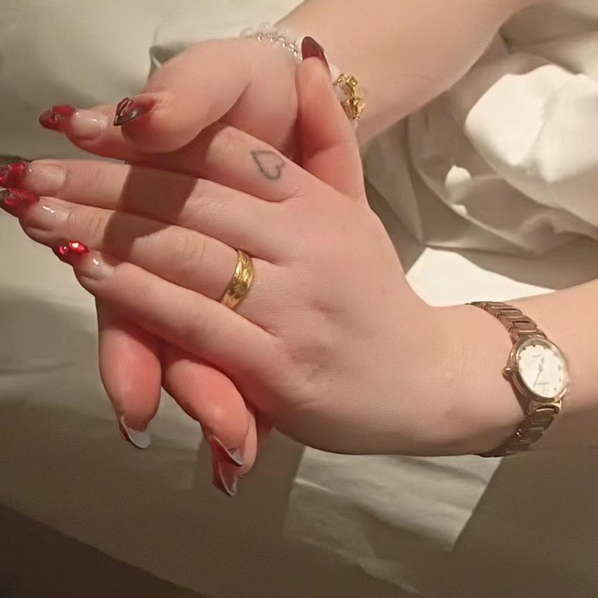 💞ঞᩚ᭄兜里半颗糖ꦿ