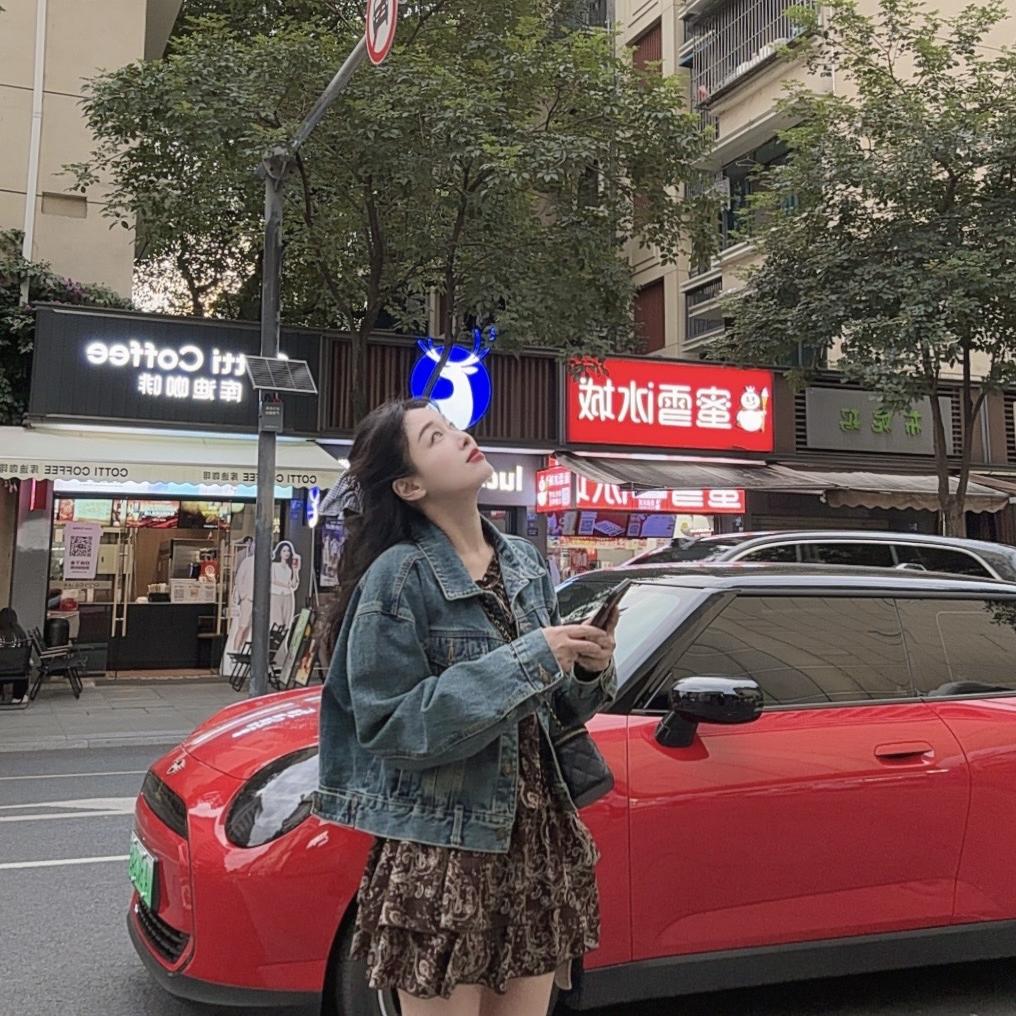 荷花池果麦女装批发