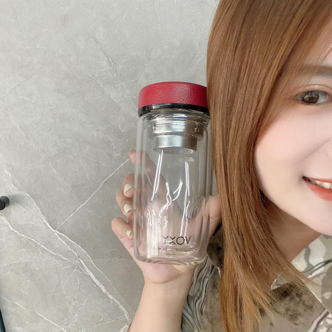 茶杯女孩