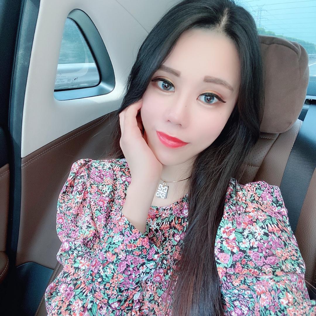 梦晗服装商行