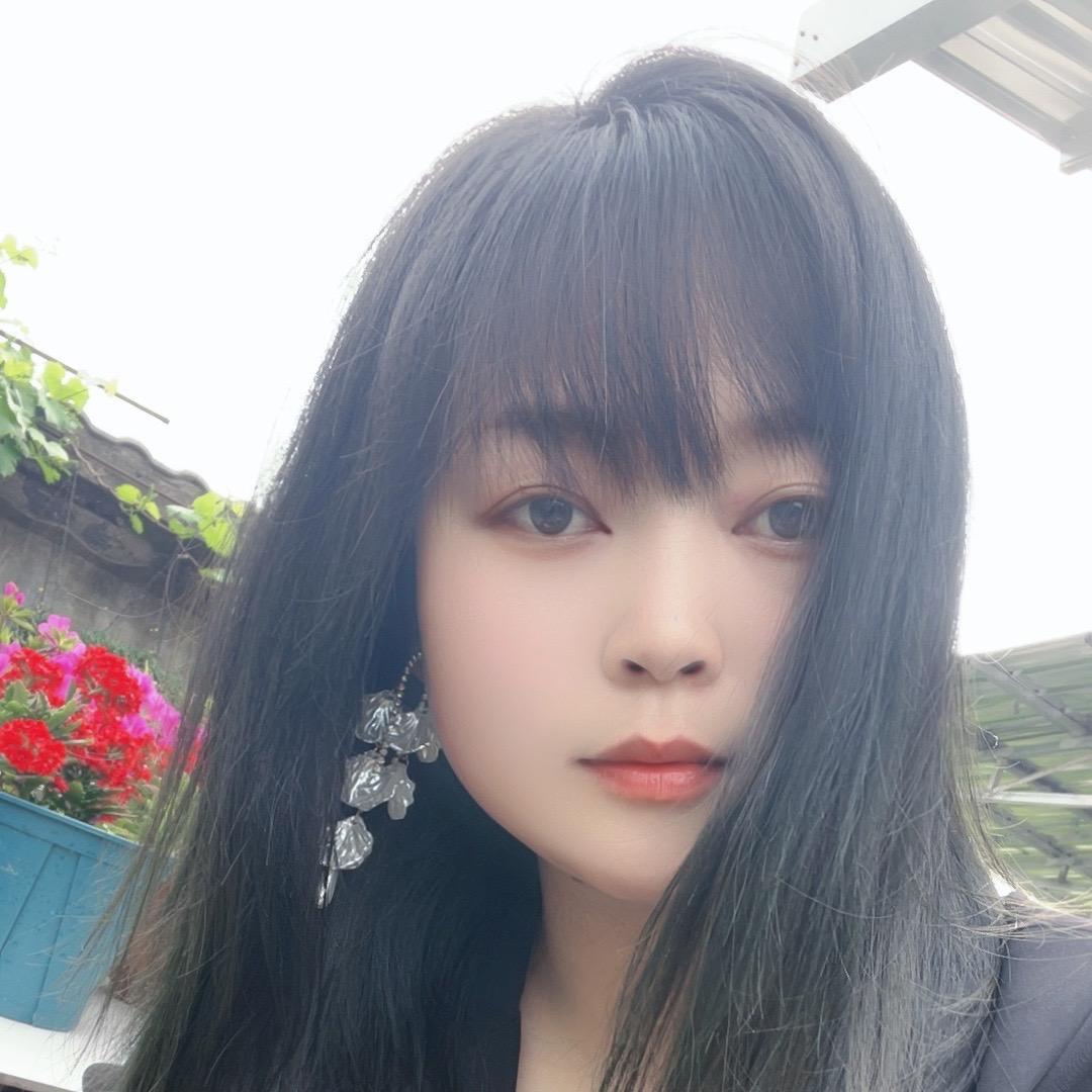 爱笑的张小猪