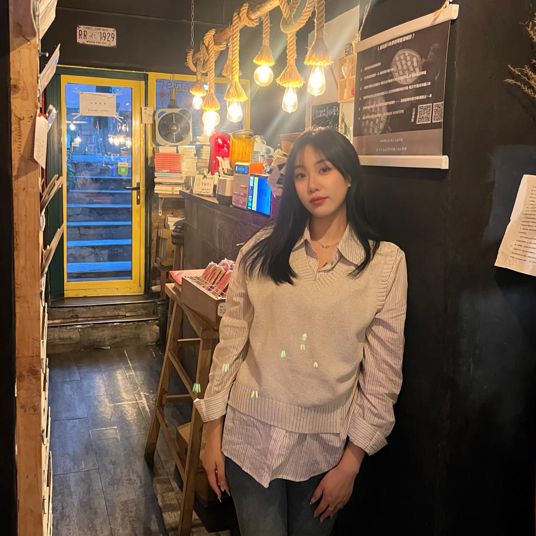 李梅梅（夸上头版）