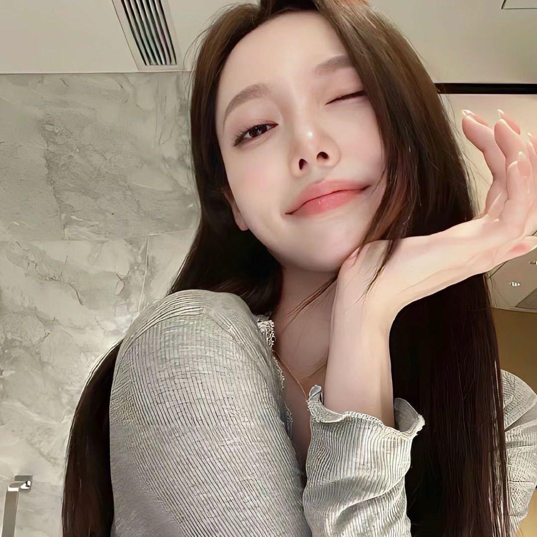 秦秦睡大觉