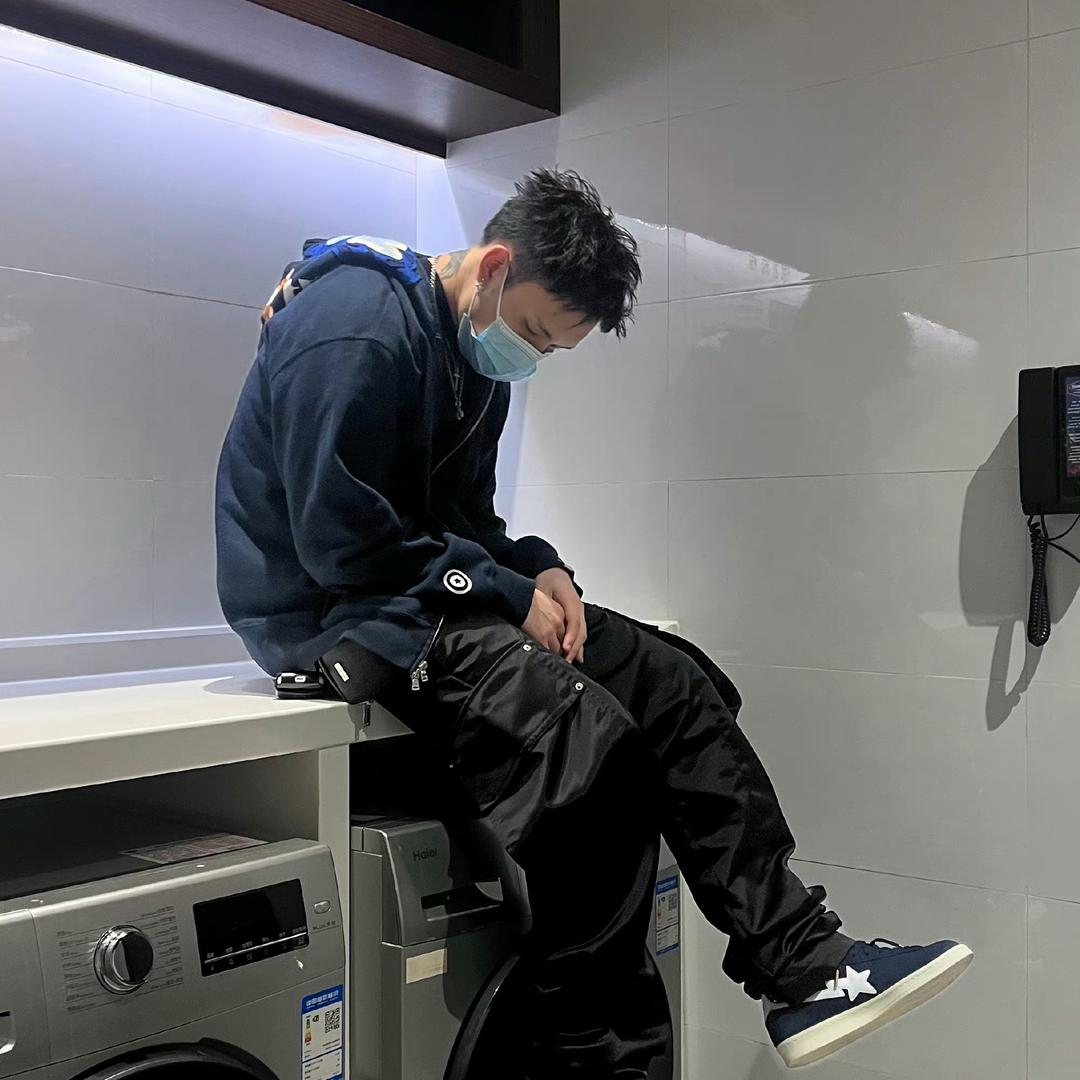 九折水瓶