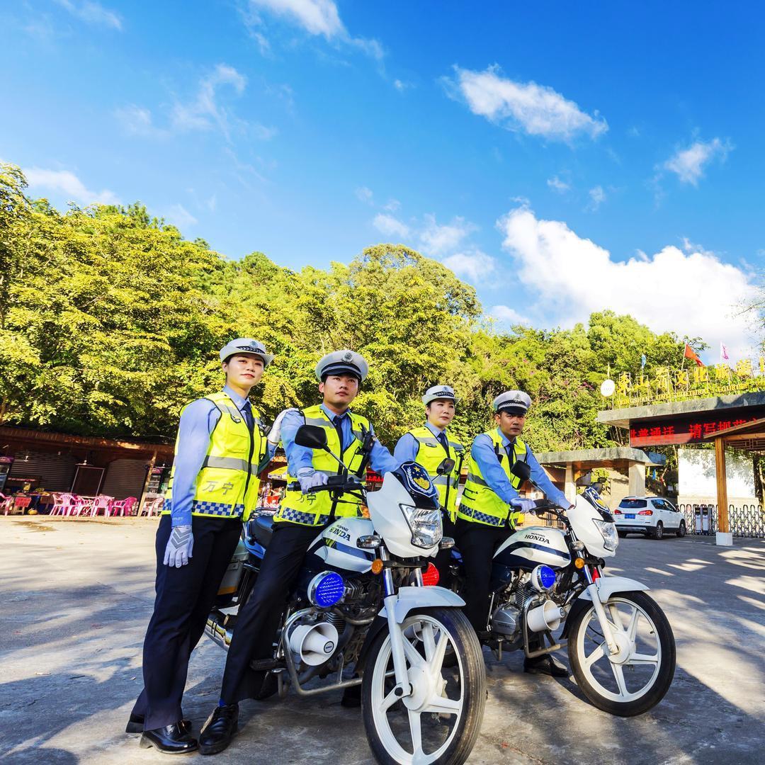 万宁公安