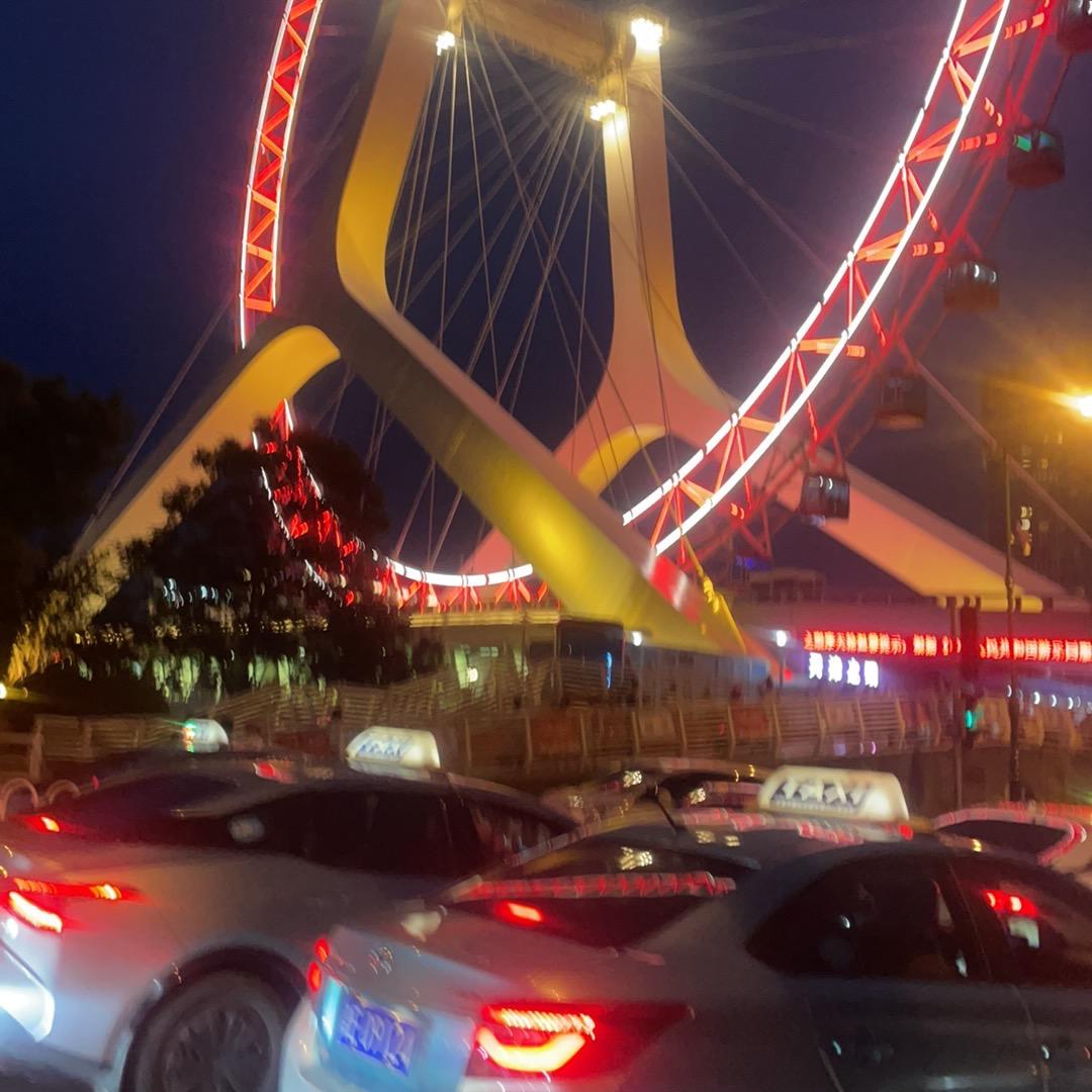 天津市武清区奥莱宇鑫服装销售店