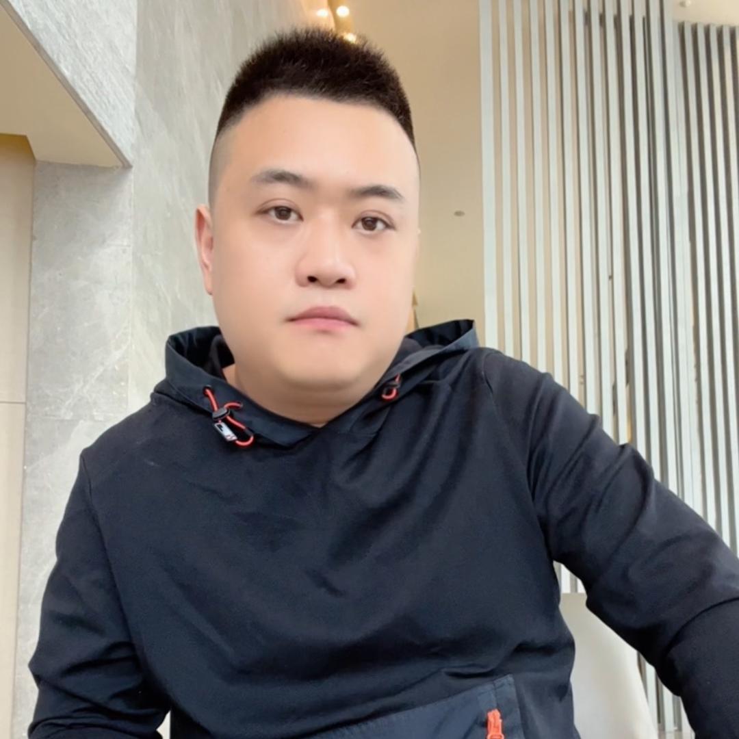 阿伟哥.