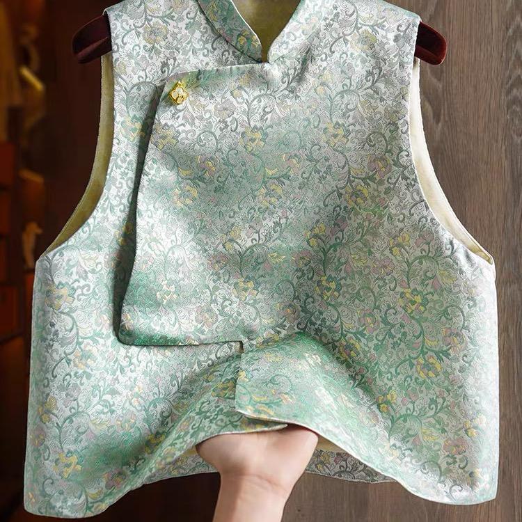 爱做衣服的婆婆