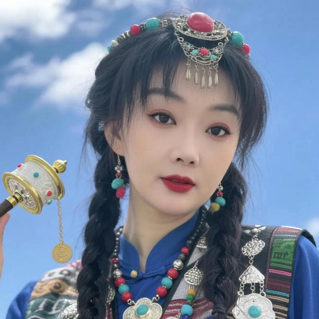 来给生活比个✌️