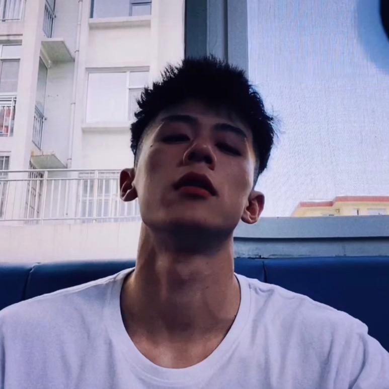 李昱峤