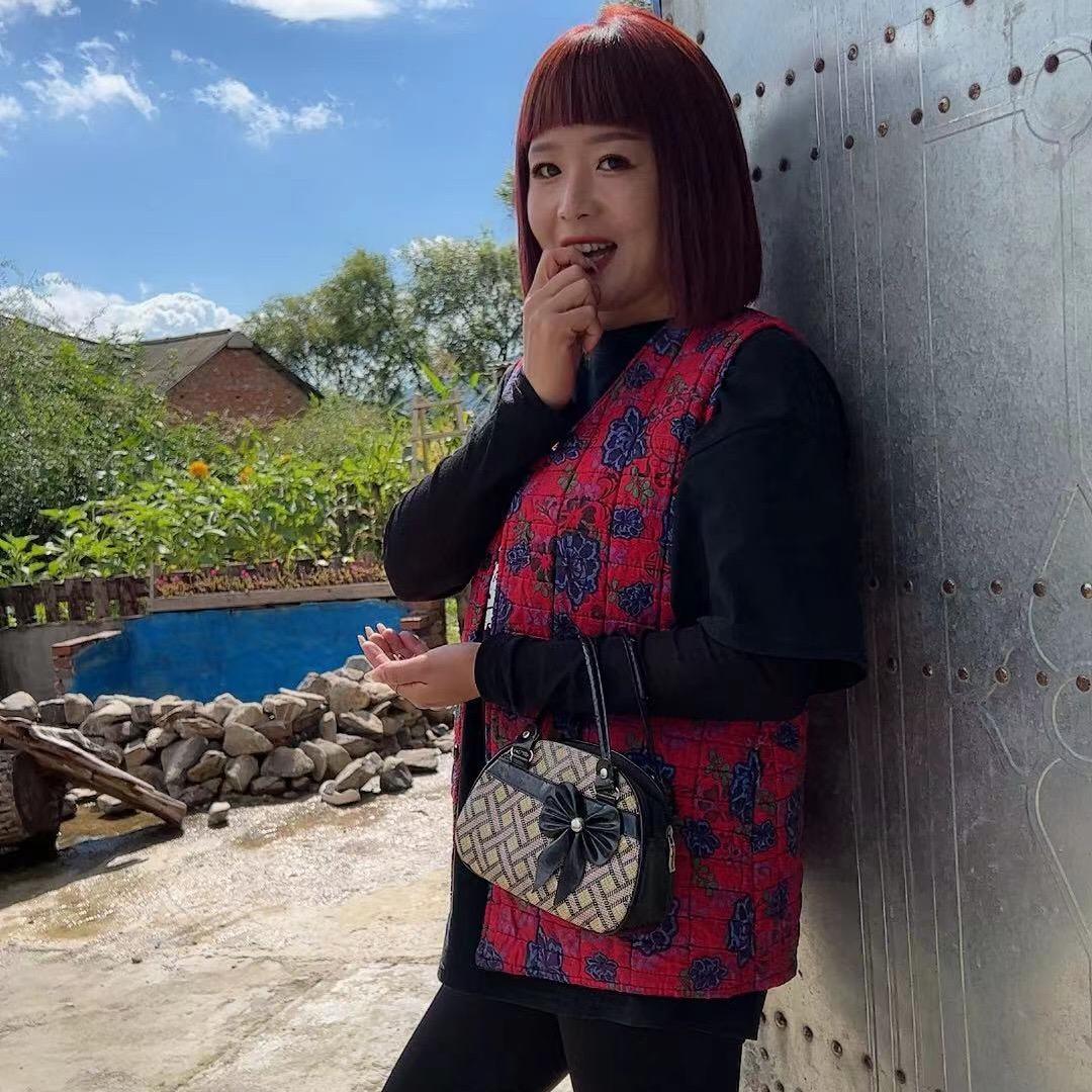 《球嫂》👉农村生活