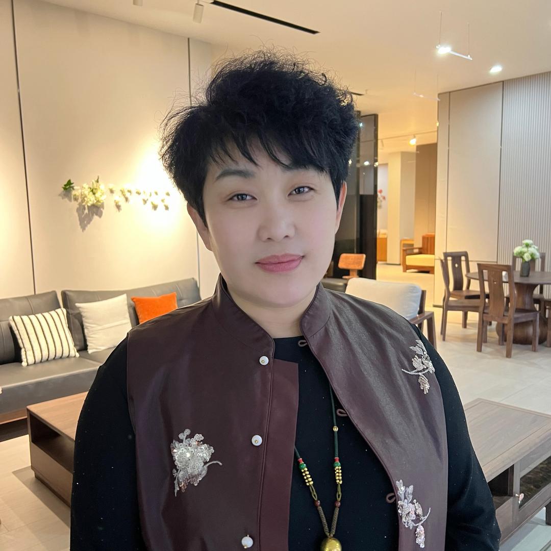 黄岛区春之秀实木家具城
