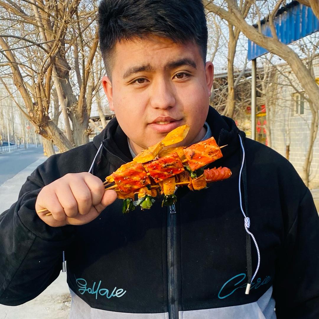 新疆吃货阿胖