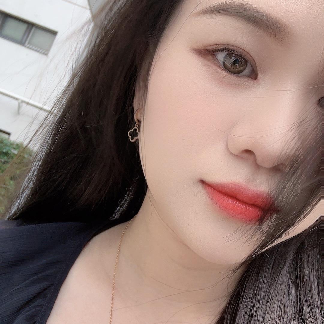 Lin   👑