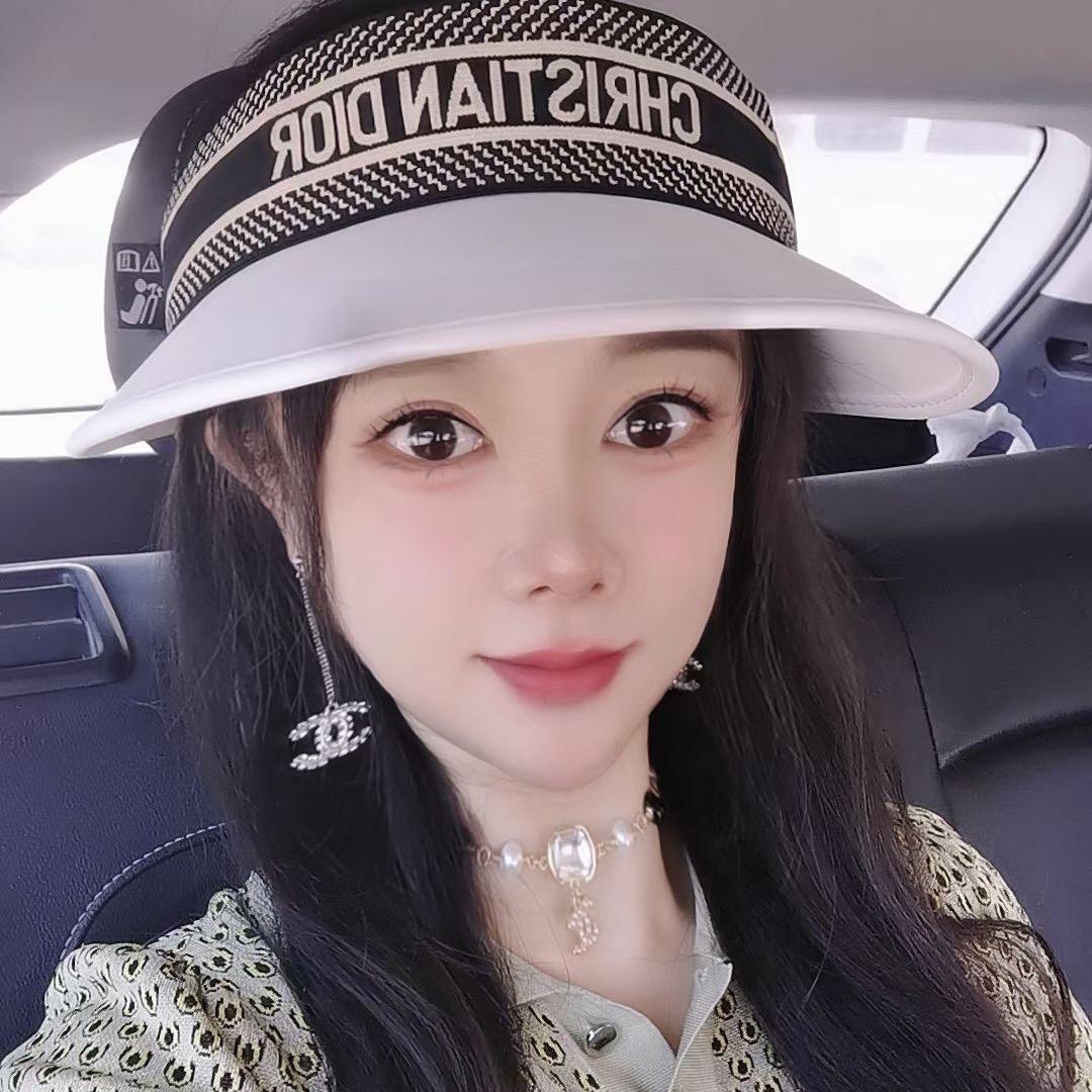 雪儿品牌折扣女装