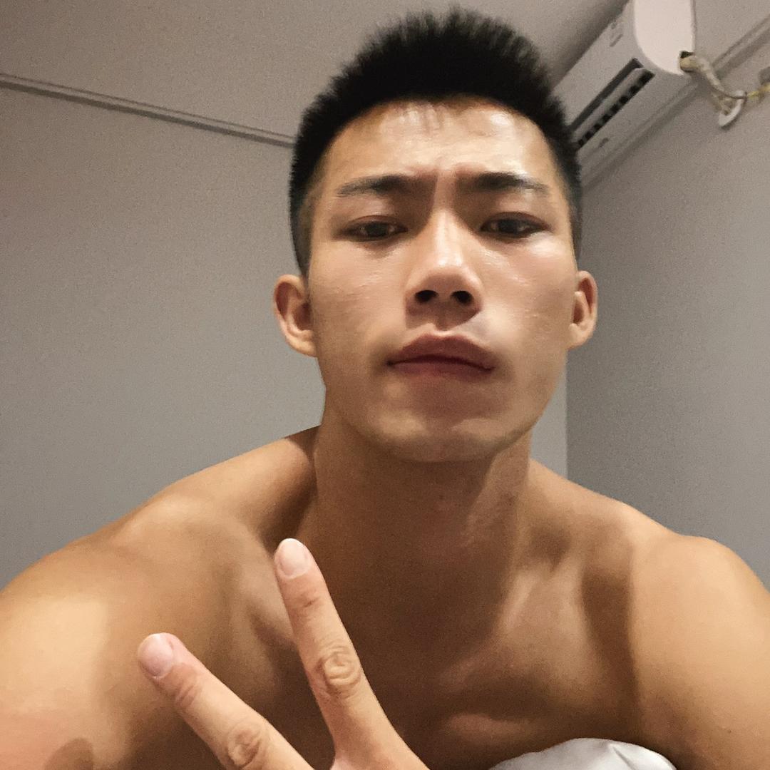 吴迪健身运动