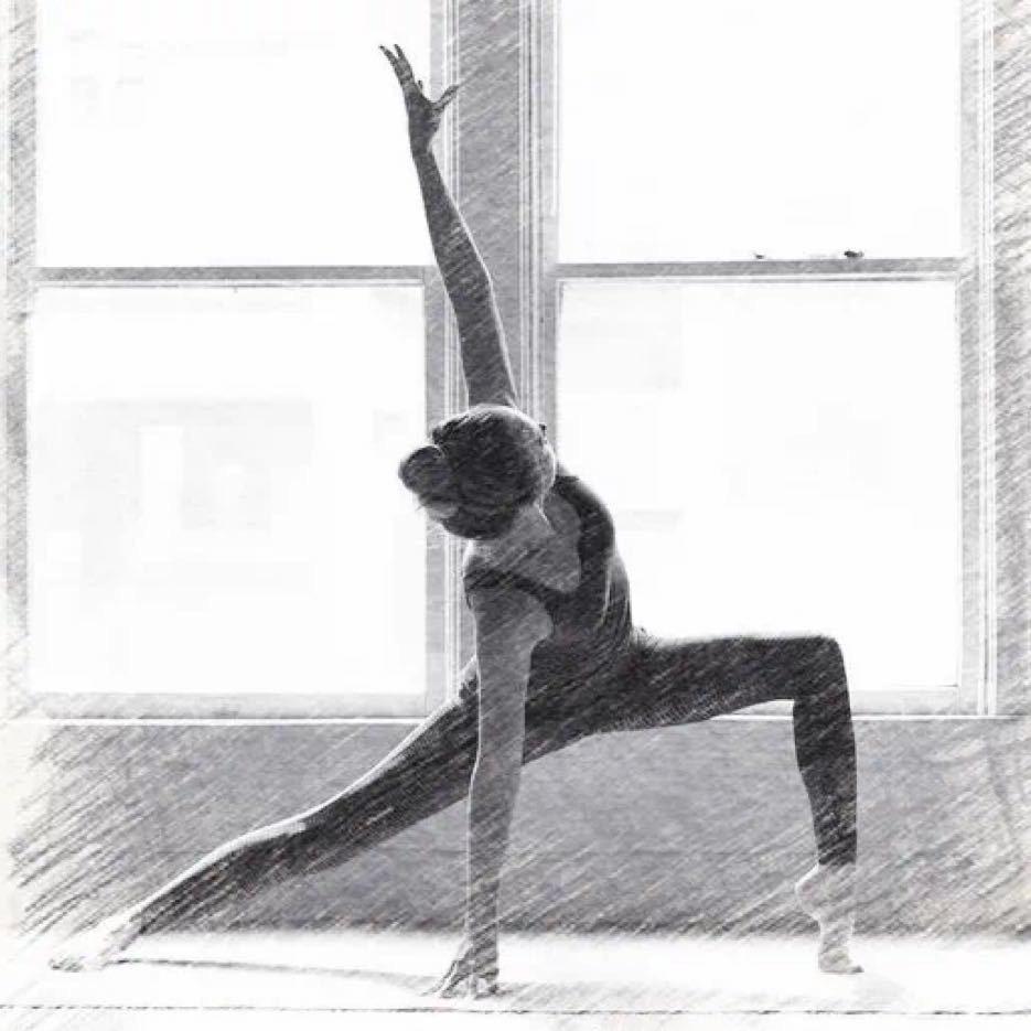 我是lili酱吖（身心灵瑜伽老师）