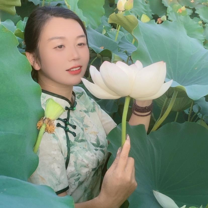 在水一芳