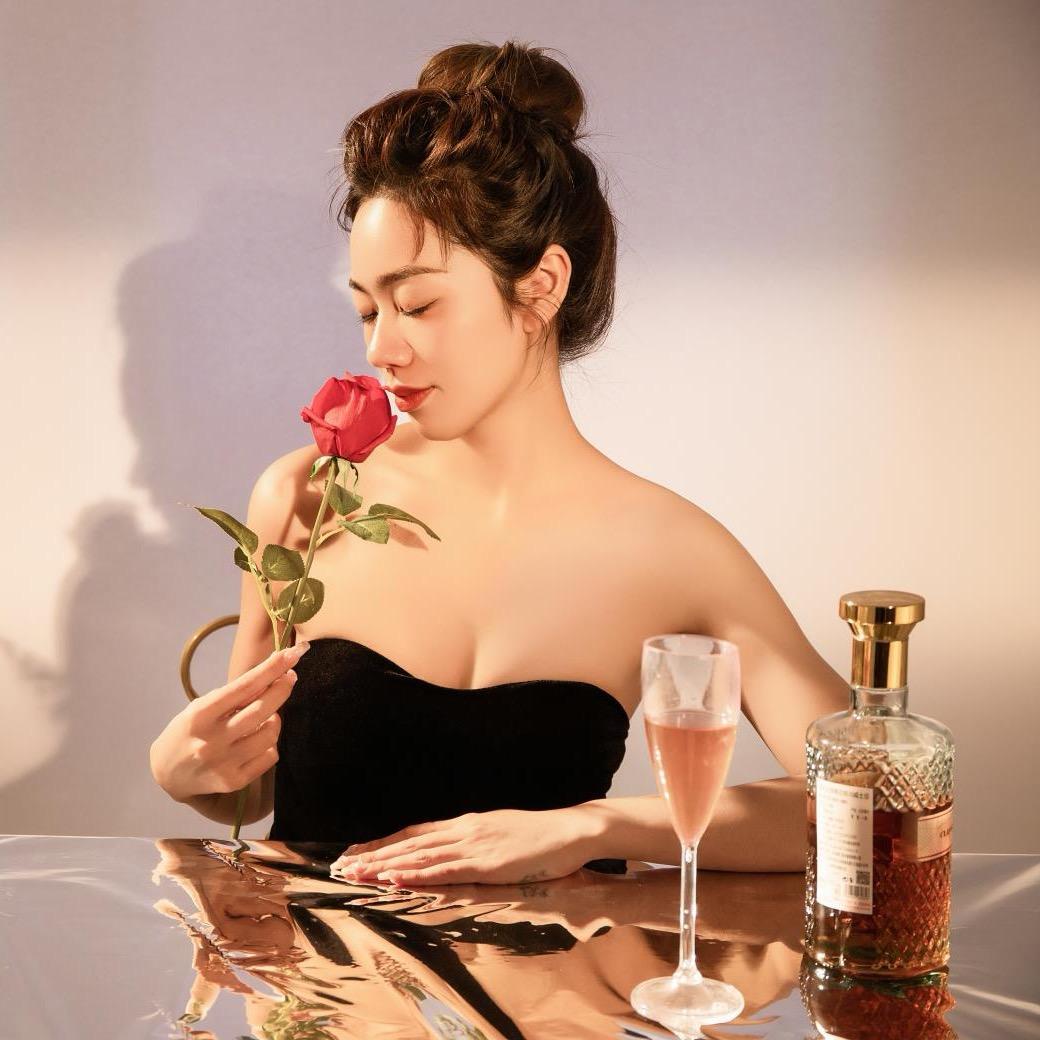 - 女王拥有钻石心i🌹