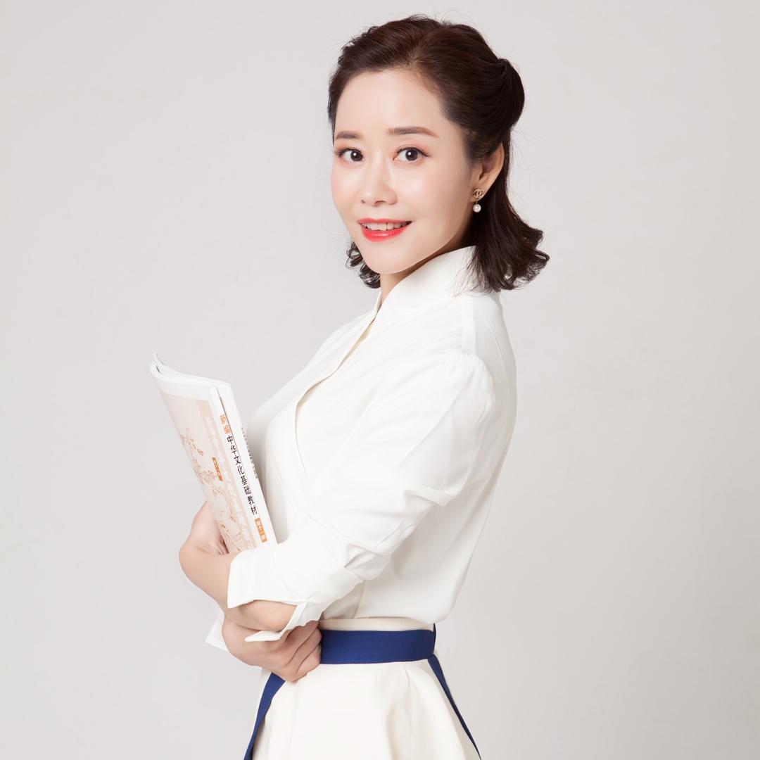 李蕾荐好书