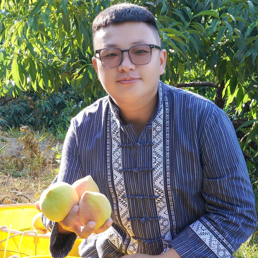 奶爸探麻阳