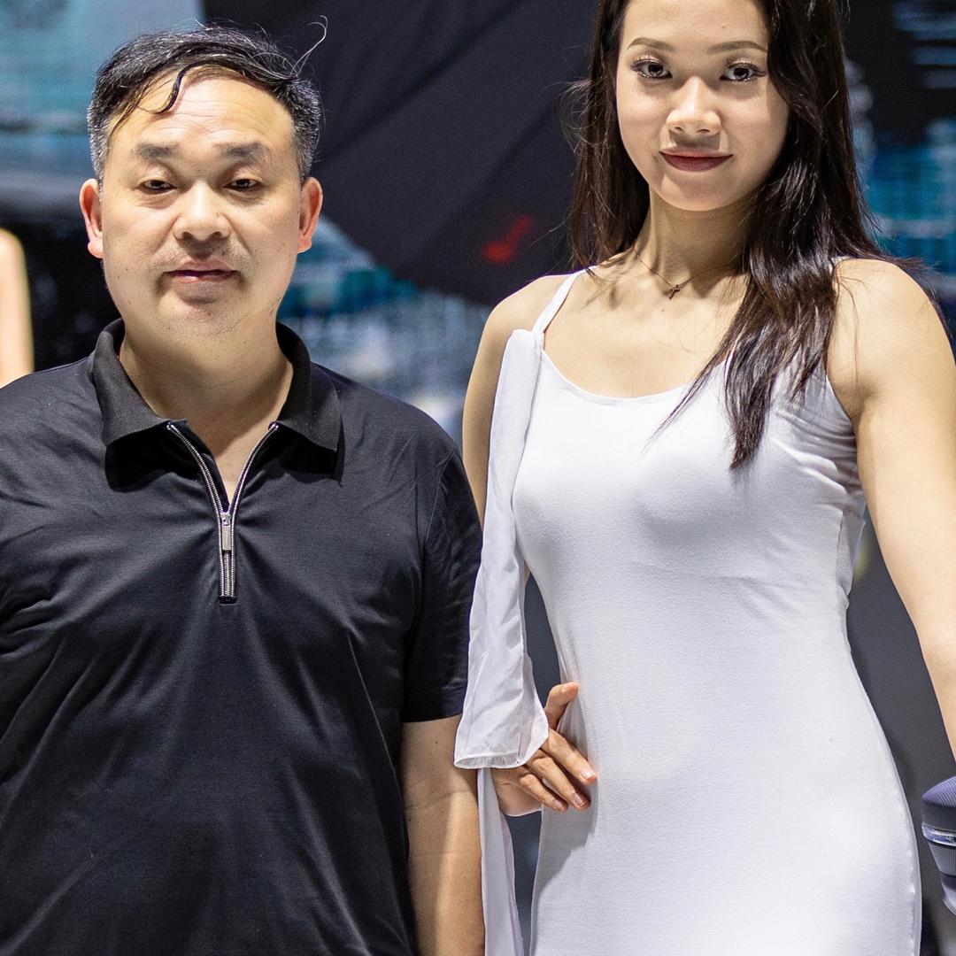 老魏和他模特们