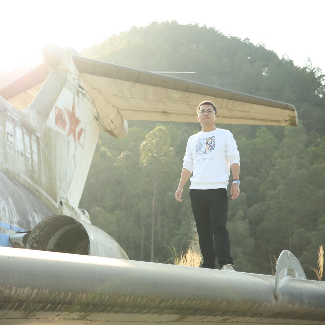 陳壹🏗🎧