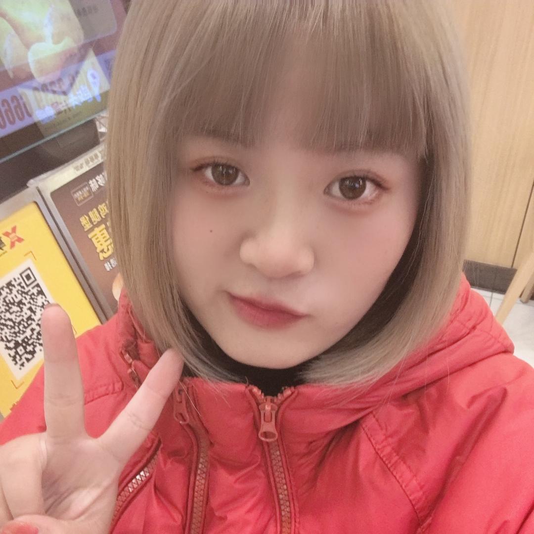 小凤儿爱抱怨