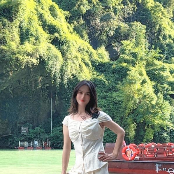 小雨吃喝玩乐