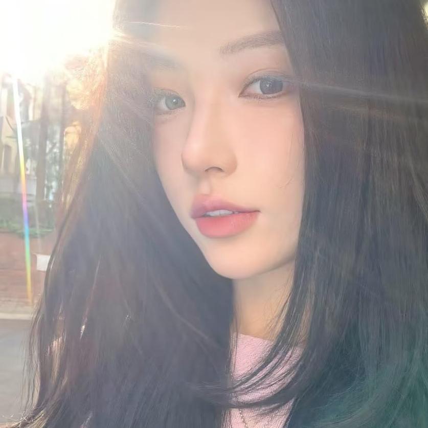 爱吃荔枝草莓🍓