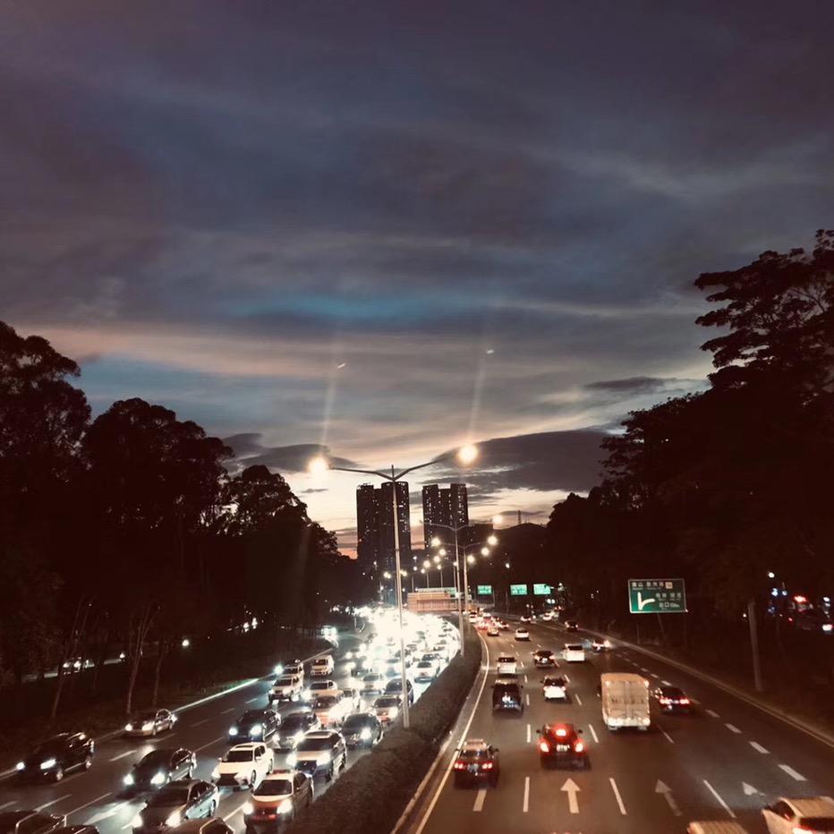 听风聆雨