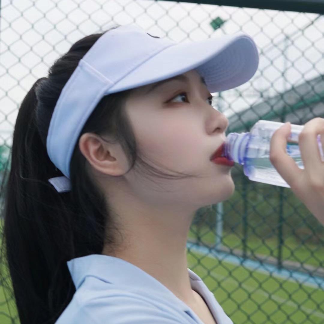 拍照的小陈们