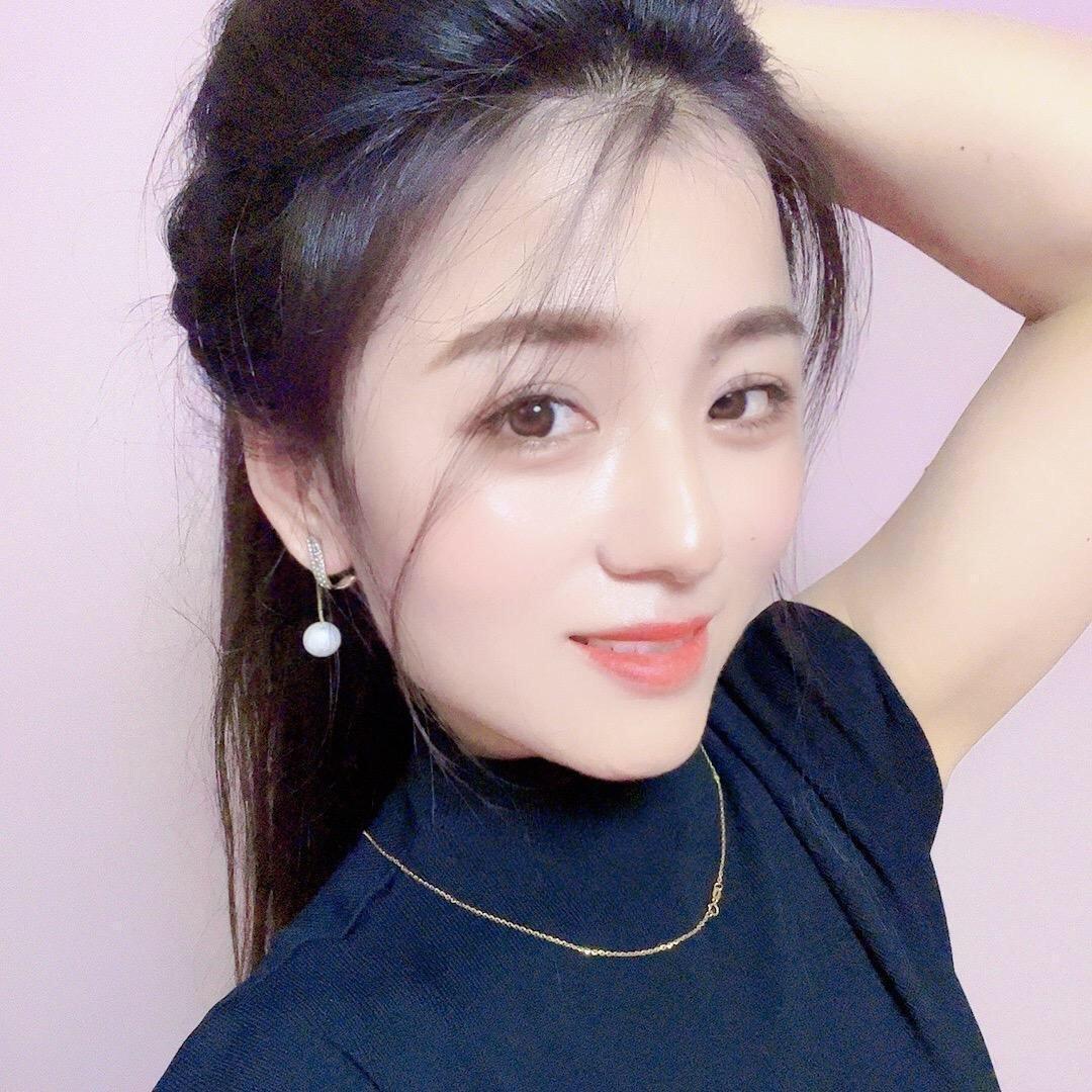 长发妹子