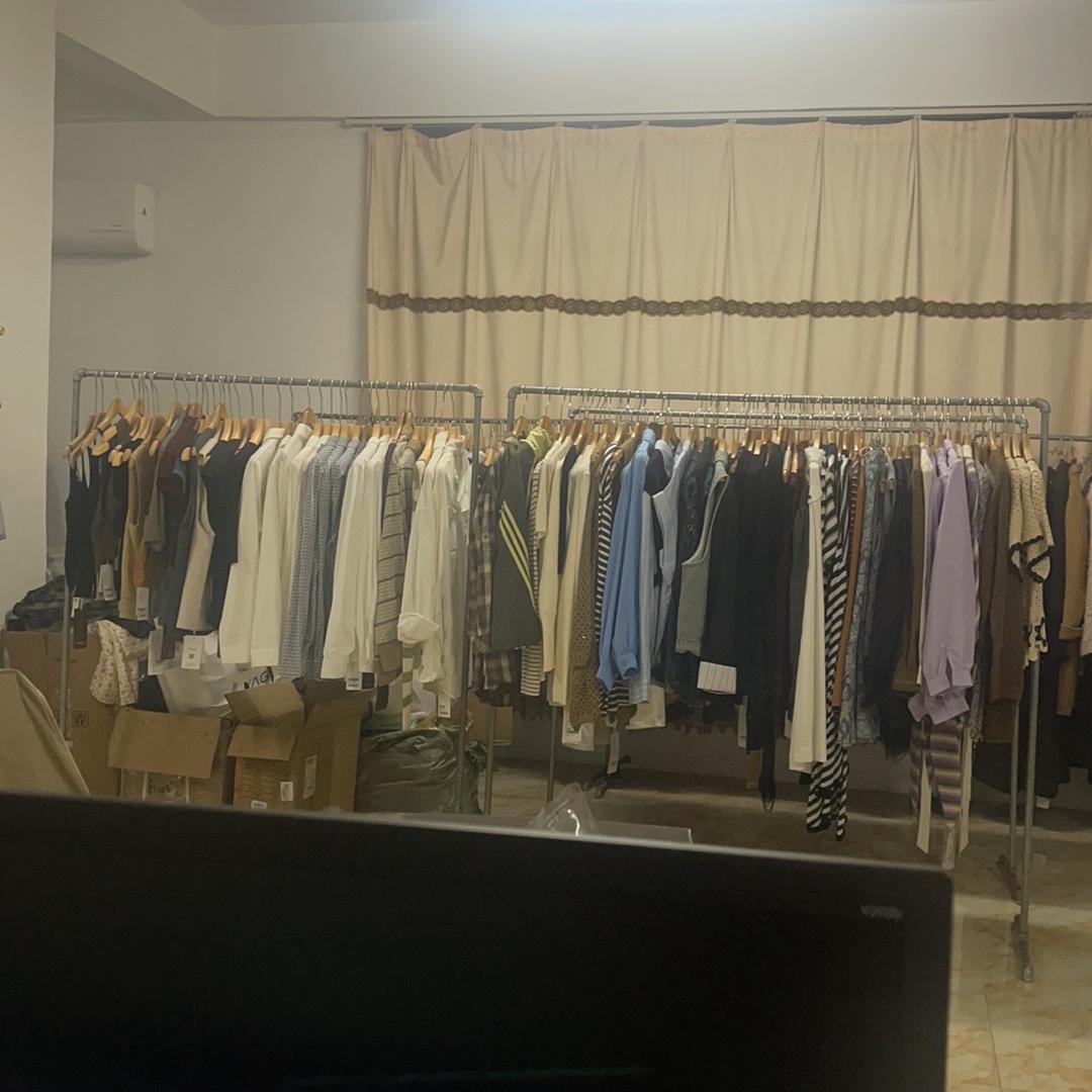 广州市含珊贸易优品小铺