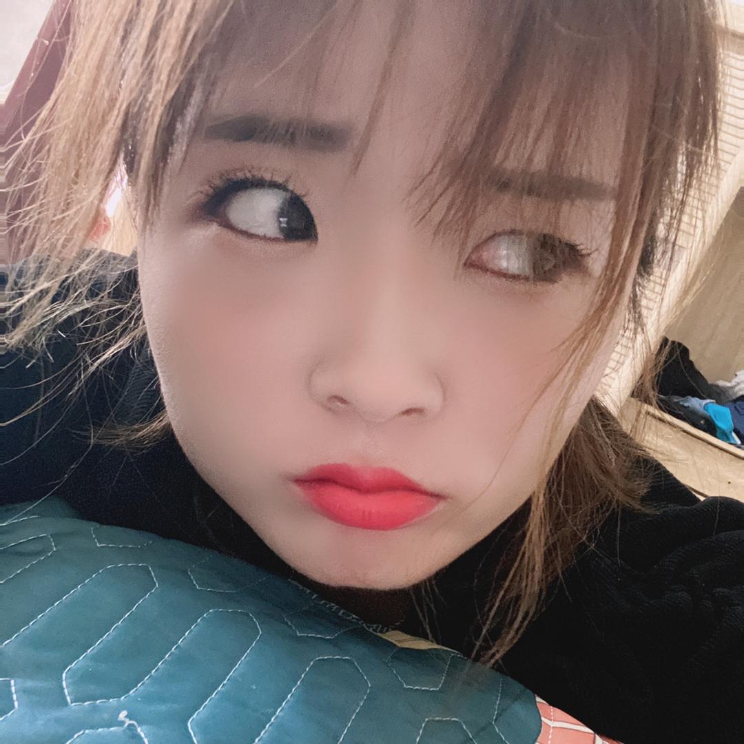 莹莹吖