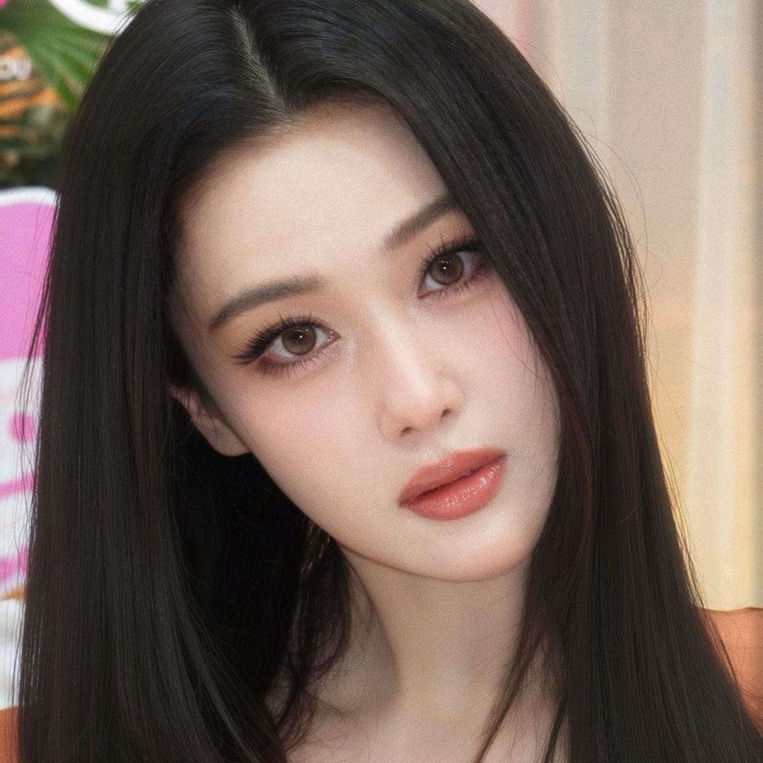 亿昂羊头像